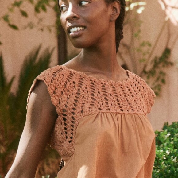 The Great Cotton Crochet Soleil Top in Auburn Orange Canyon - Picture 2 of 3
